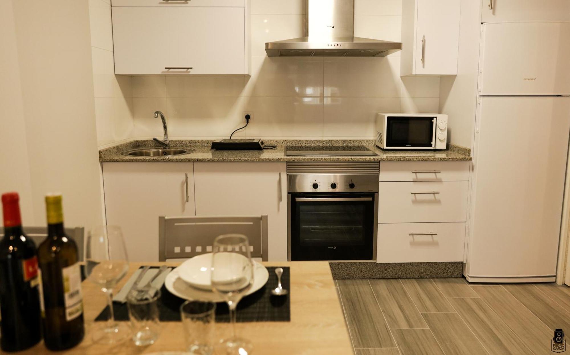 Dpcristal City Apartments Sarria Dış mekan fotoğraf