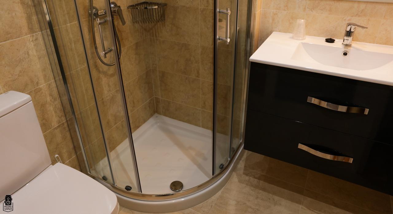 Dpcristal City Apartments Sarria Dış mekan fotoğraf