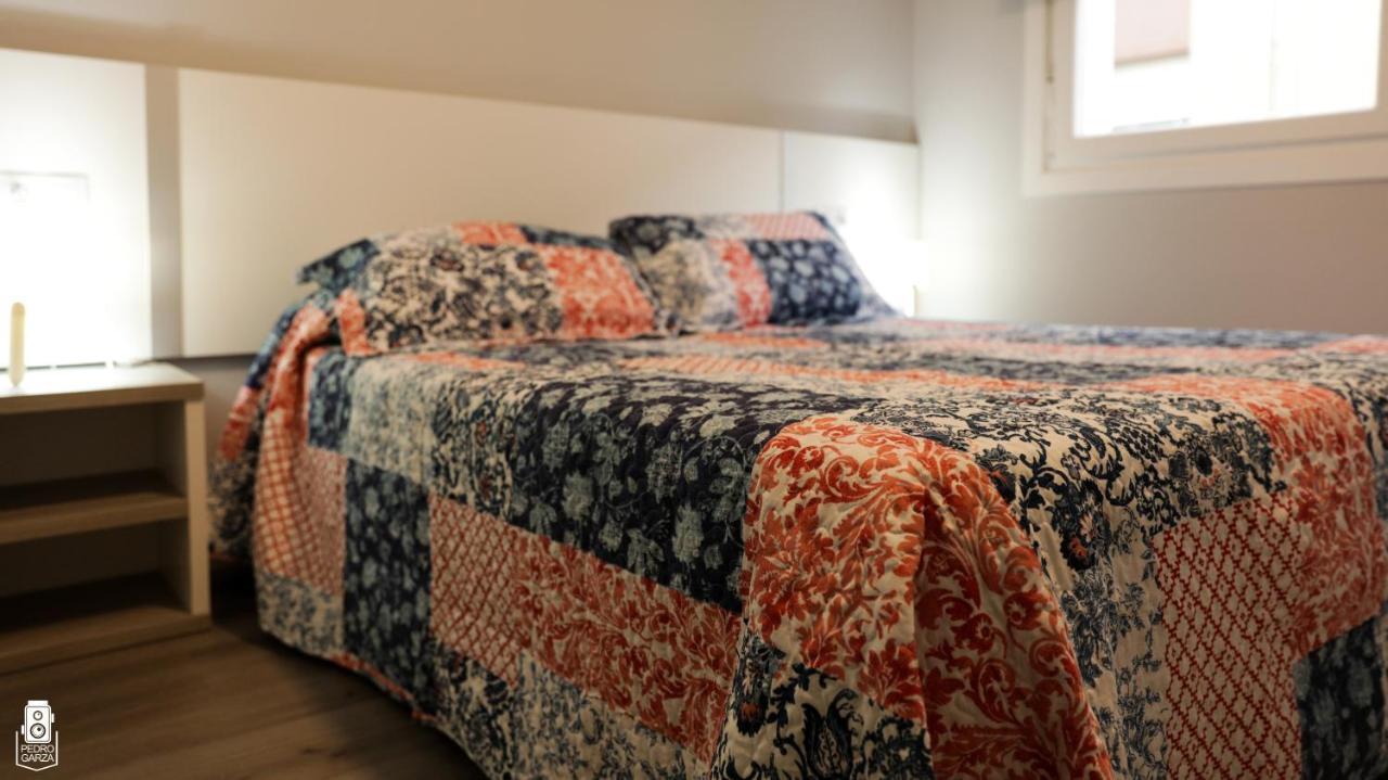 Dpcristal City Apartments Sarria Dış mekan fotoğraf